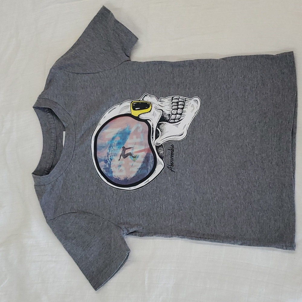 Abercrombie Kids tshirt size 6